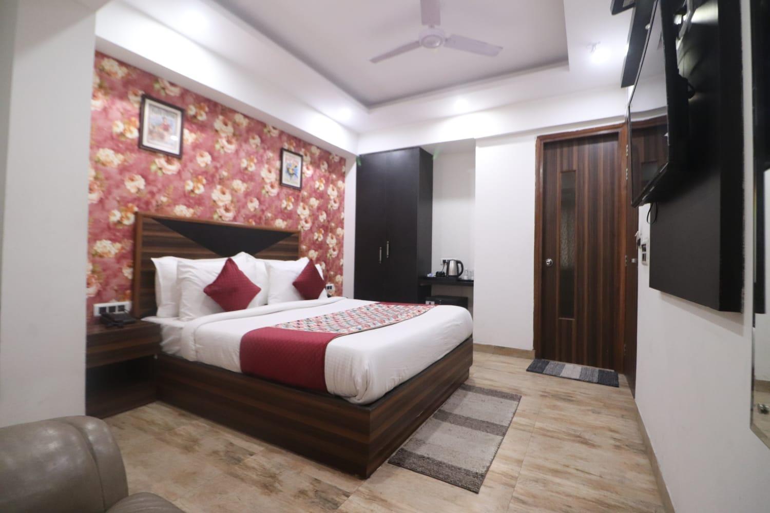 Hotel The Infinity Near Delhi Airport นิวเดลี ภายนอก รูปภาพ