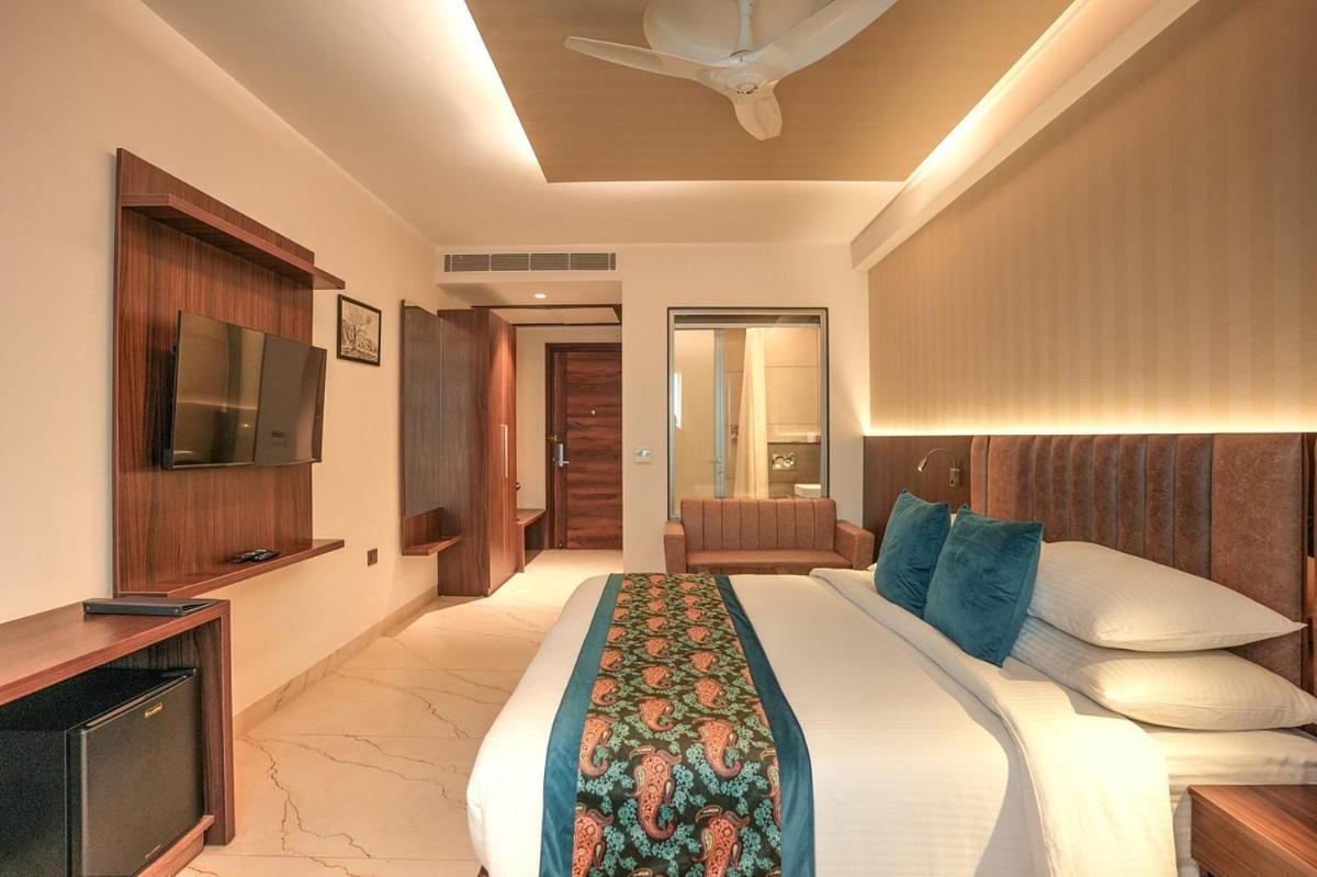 Hotel The Infinity Near Delhi Airport นิวเดลี ภายนอก รูปภาพ